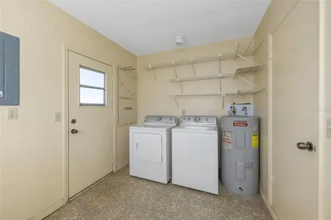 2024 Heathfield Circle Sun City Center FL 33573