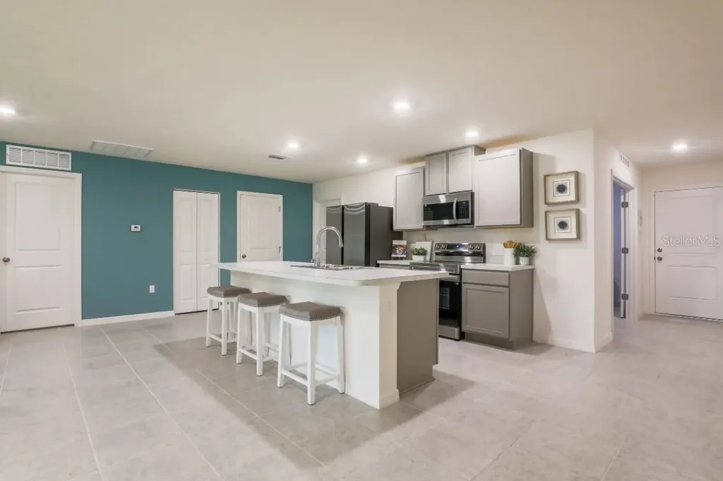 2557 Flagami Lane North Port FL 34286