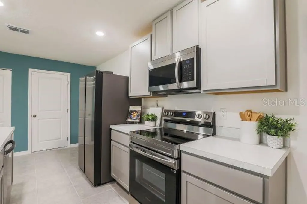 2557 Flagami Lane North Port FL 34286