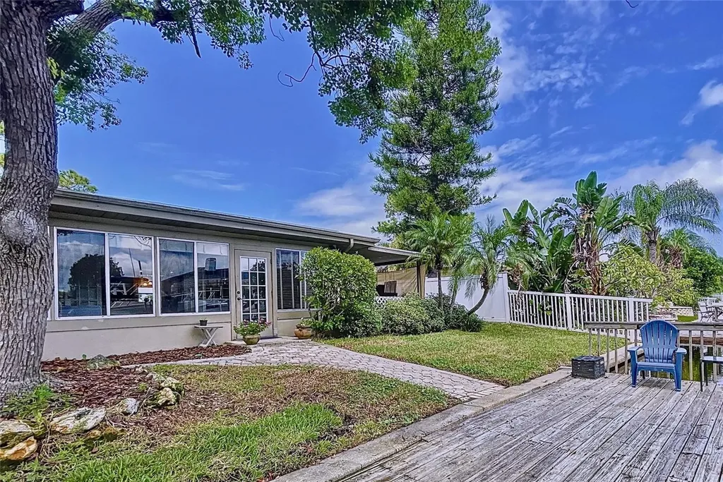311 Morningside Drive Palm Harbor FL 34683