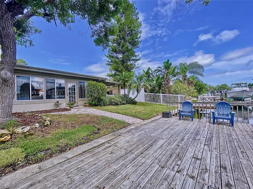 311 Morningside Drive Palm Harbor FL 34683