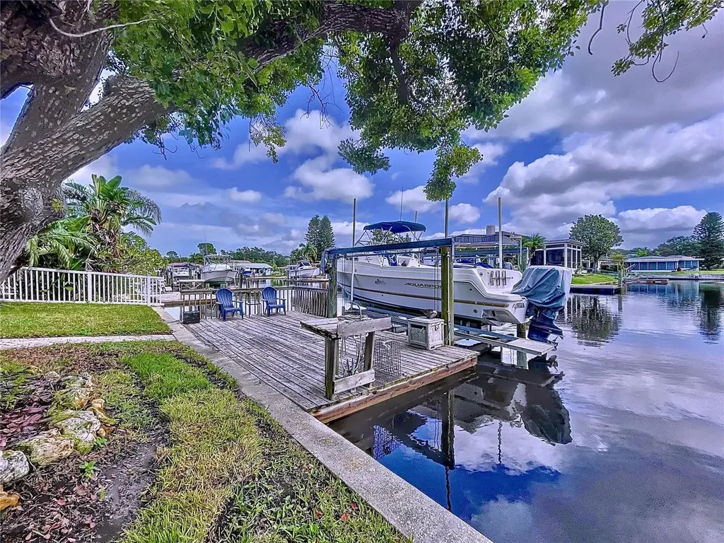 311 Morningside Drive Palm Harbor FL 34683