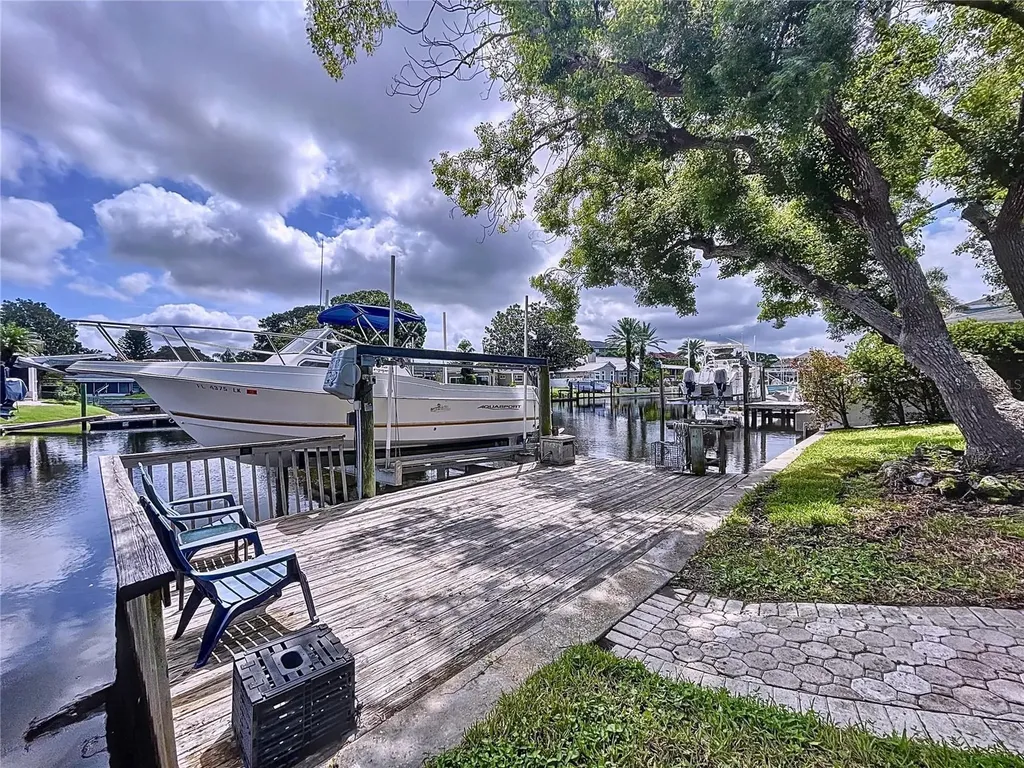 311 Morningside Drive Palm Harbor FL 34683