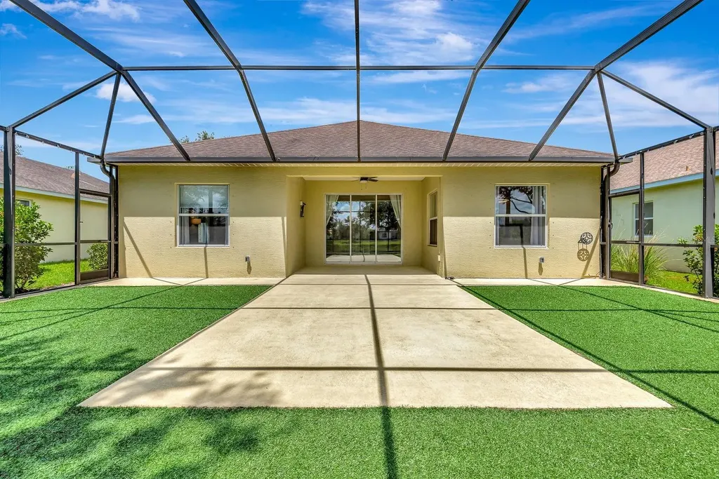 5005 Torrey Pines Run Bradenton FL 34211