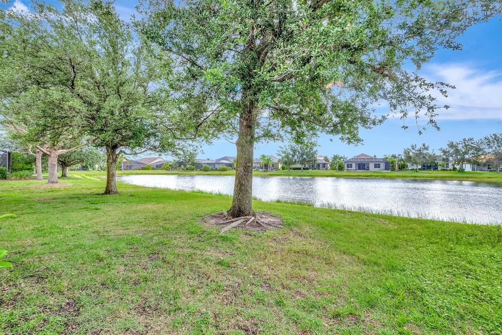 5005 Torrey Pines Run Bradenton FL 34211