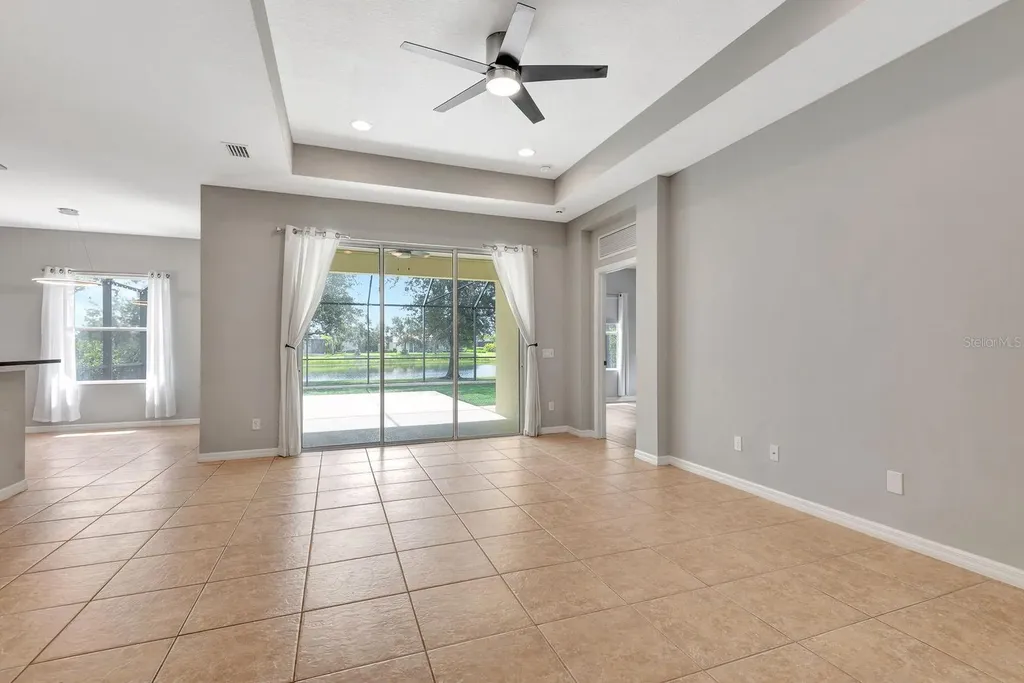 5005 Torrey Pines Run Bradenton FL 34211