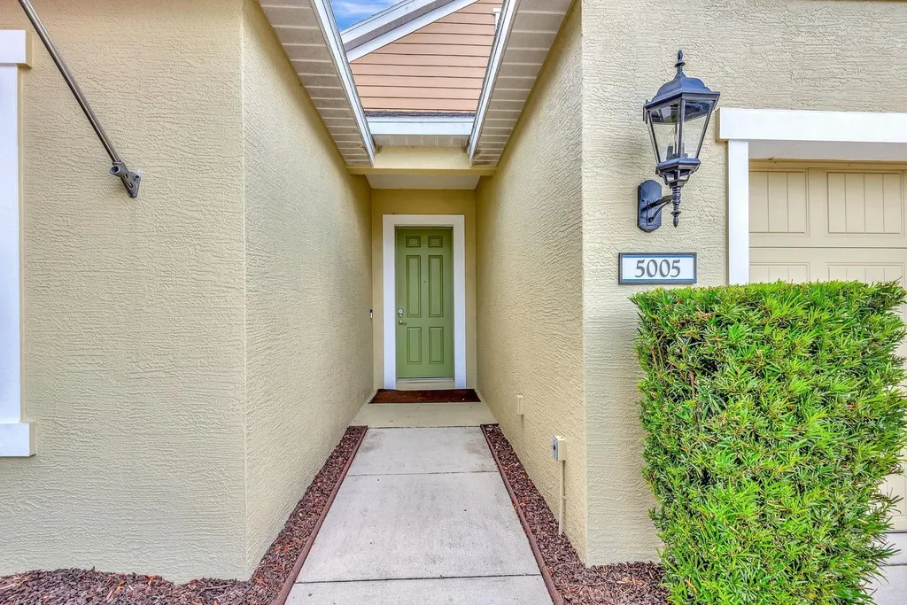 5005 Torrey Pines Run Bradenton FL 34211