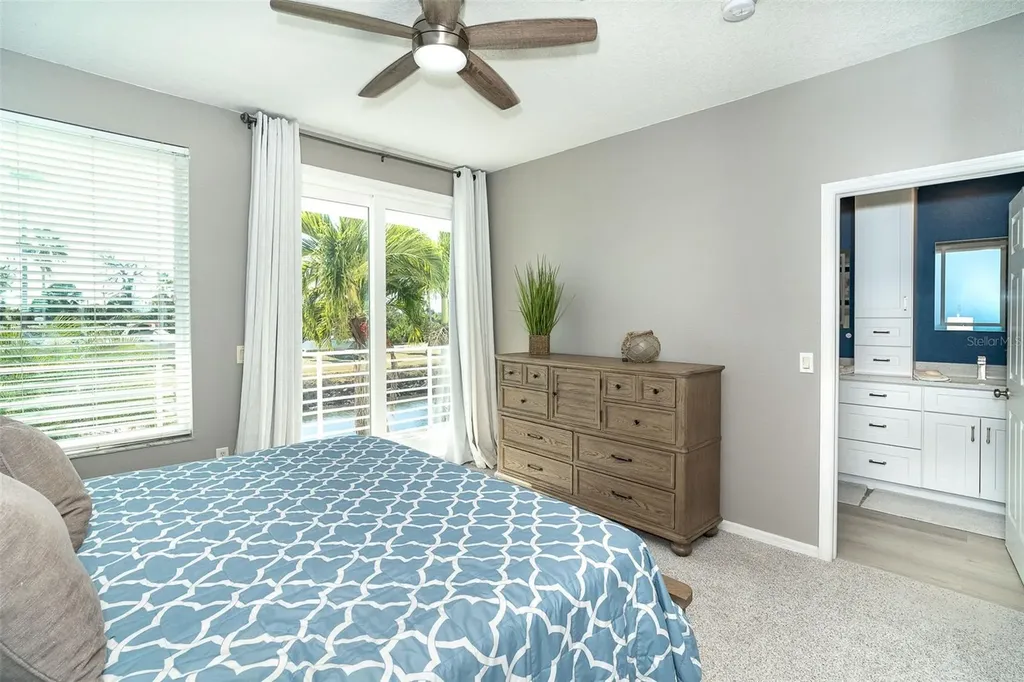 8226 Harborside Circle Englewood FL 34224