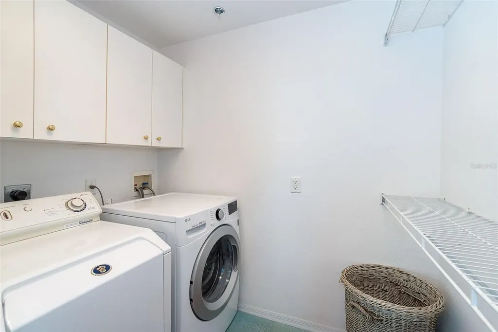 8226 Harborside Circle Englewood FL 34224