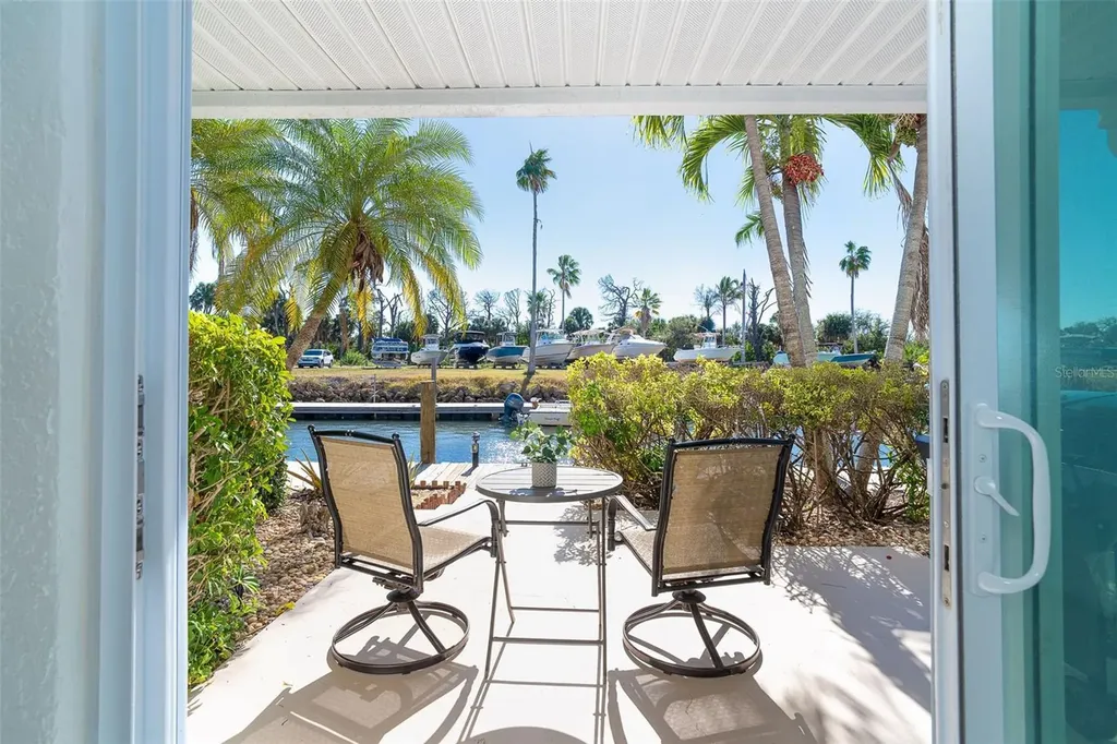 8226 Harborside Circle Englewood FL 34224