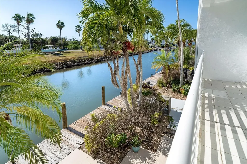 8226 Harborside Circle Englewood FL 34224