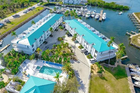 8226 Harborside Circle Englewood FL 34224