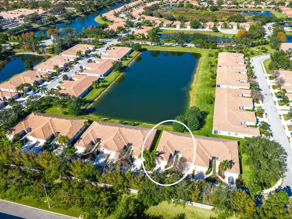 4127 Cascade Falls Drive Sarasota FL 34243