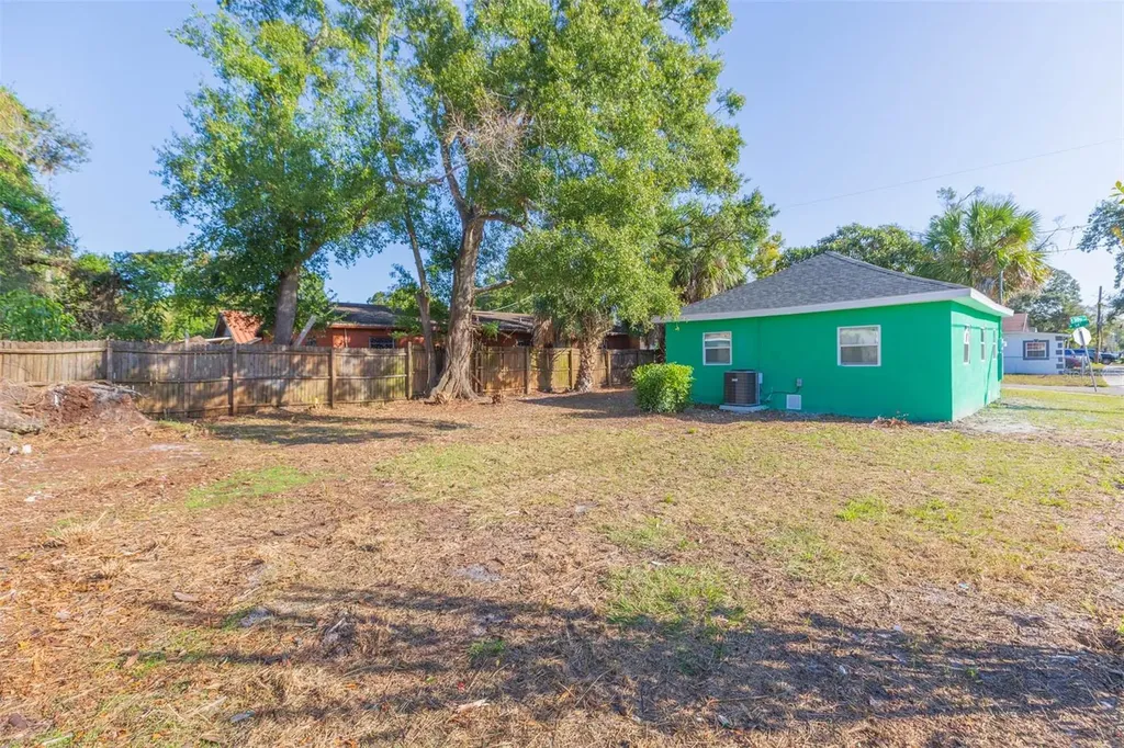 8102 N 14th Tampa FL 33604