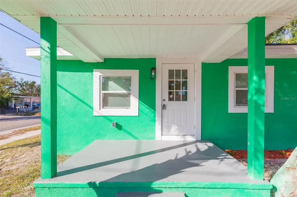 8102 N 14th Tampa FL 33604