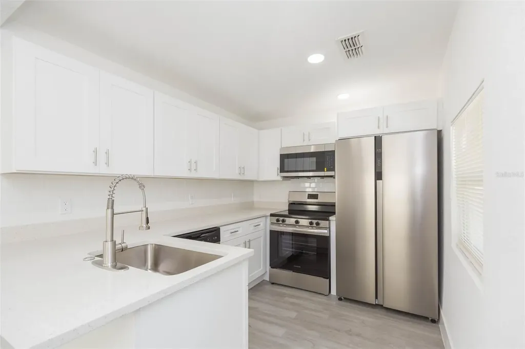 8102 N 14th Tampa FL 33604
