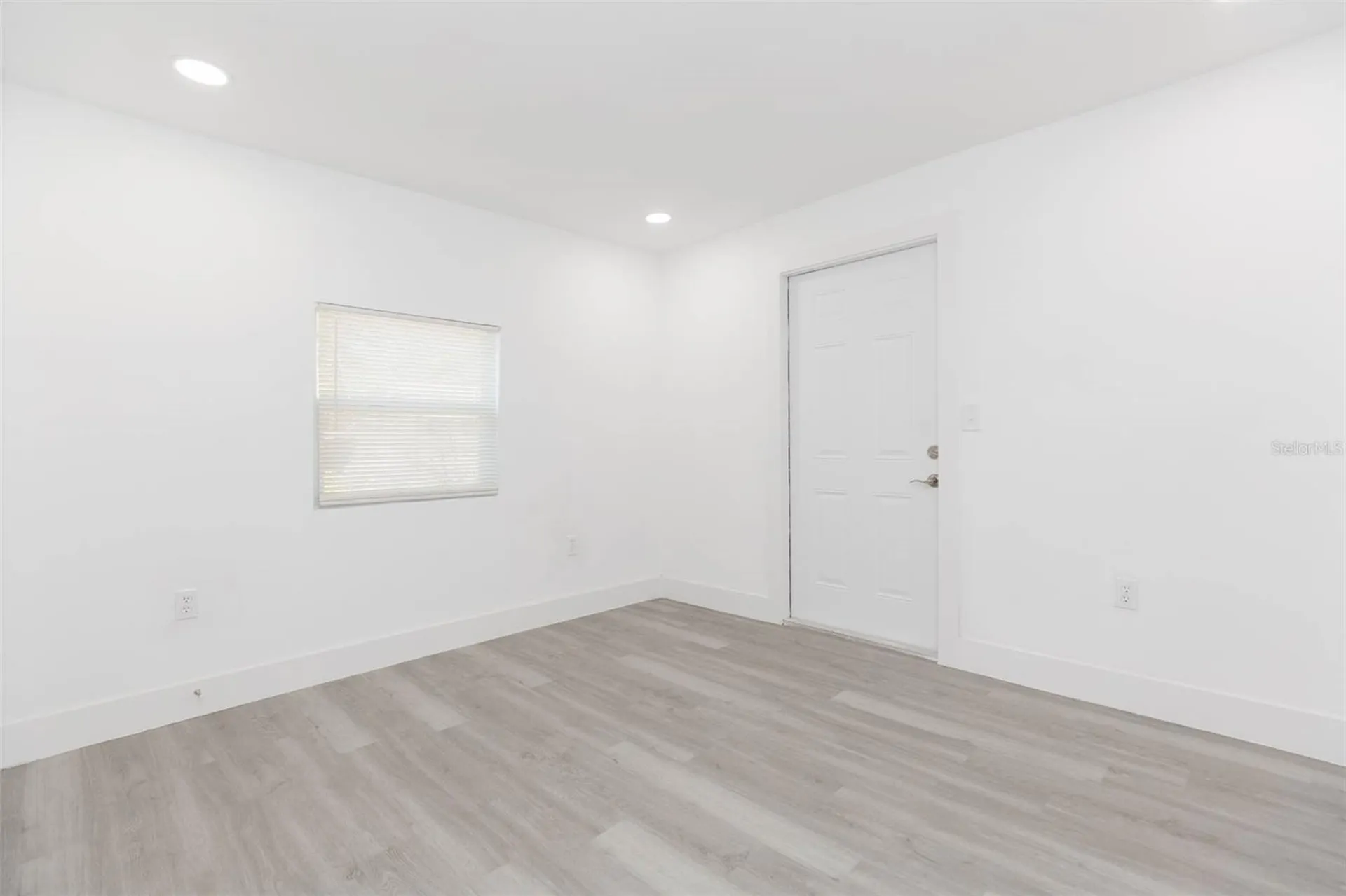 8102 N 14th Tampa FL 33604