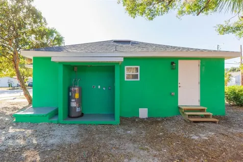 8102 N 14th Tampa FL 33604