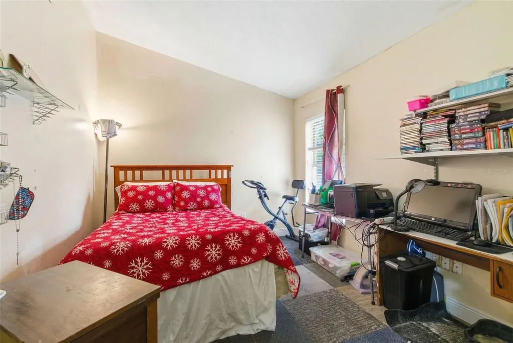 10417 Blackmore Drive Tampa FL 33647