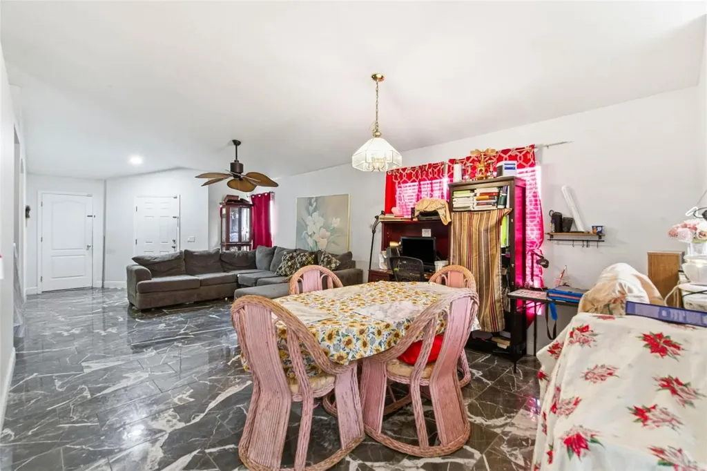 10417 Blackmore Drive Tampa FL 33647