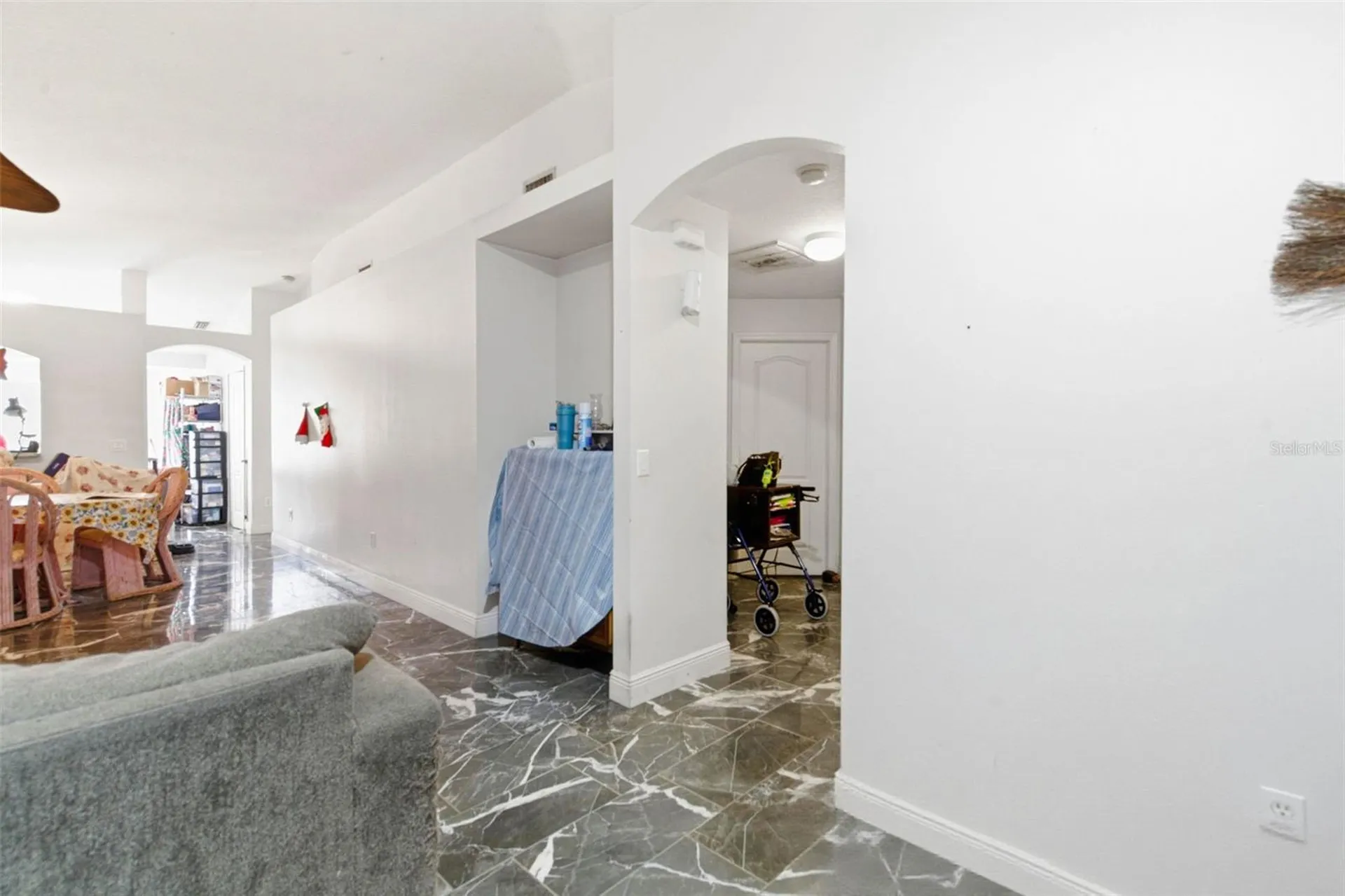 10417 Blackmore Drive Tampa FL 33647
