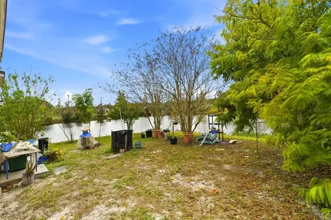 10417 Blackmore Drive Tampa FL 33647