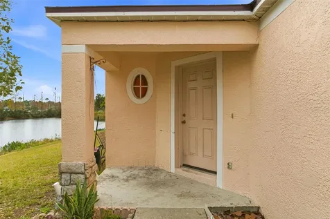 10417 Blackmore Drive Tampa FL 33647