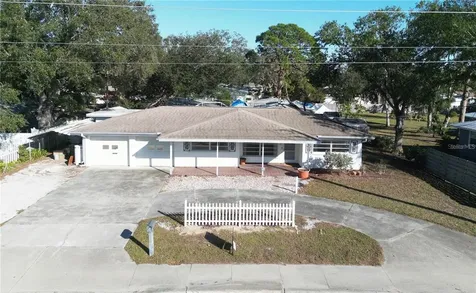 975 S Tuttle Avenue Sarasota FL 34237