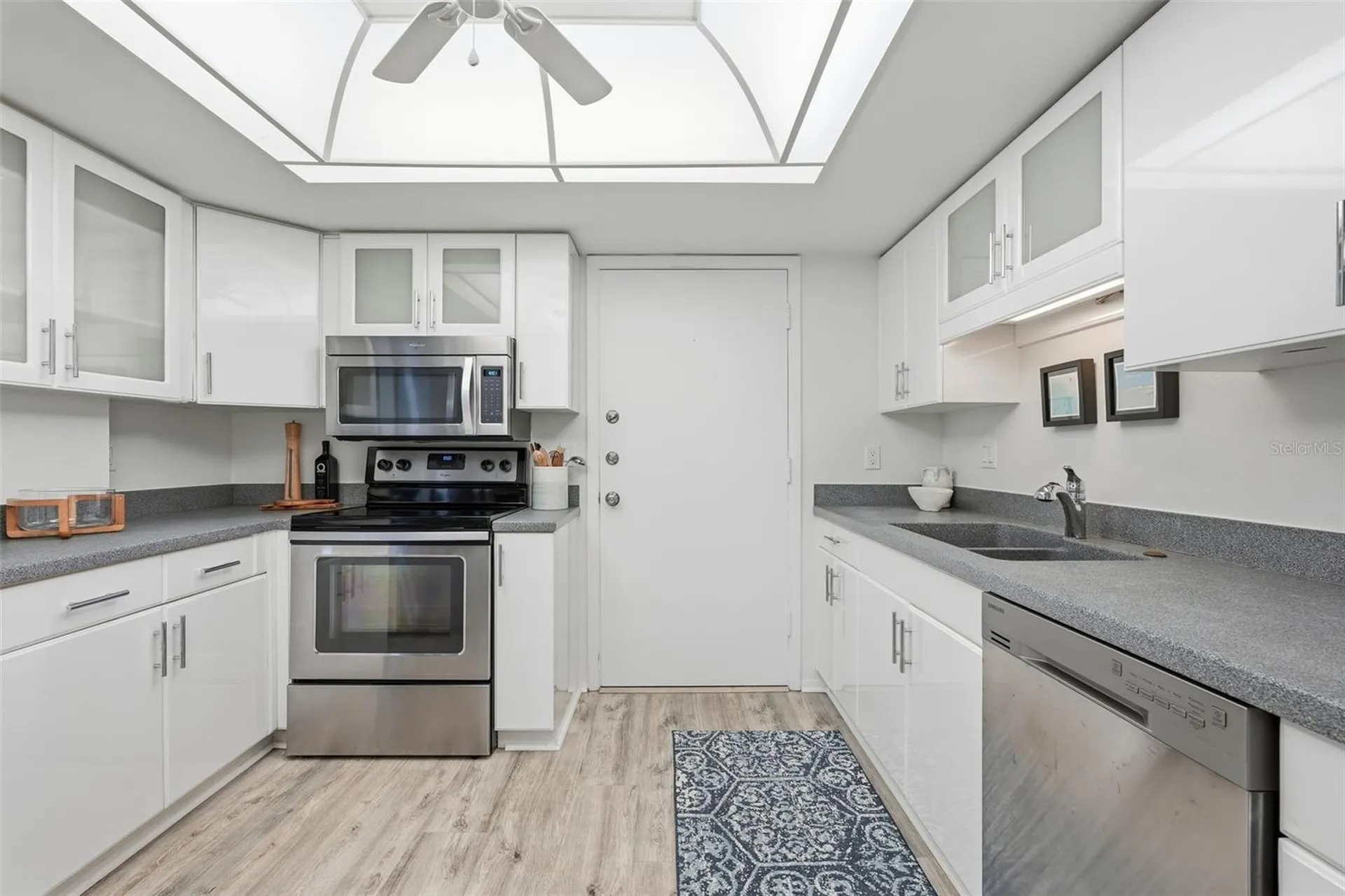 6415 Midnight Pass Road Sarasota FL 34242