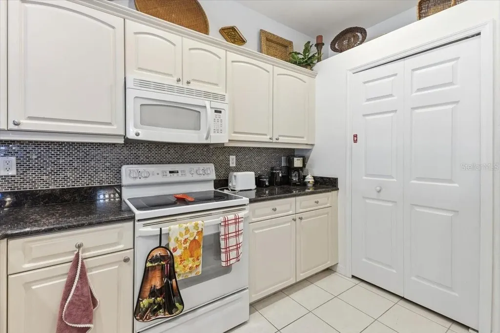 102 Natures Way Rotonda West FL 33947