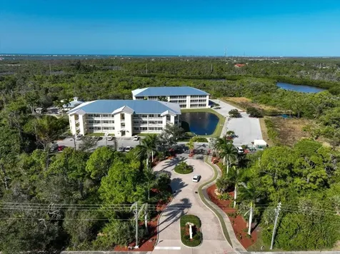 102 Natures Way Rotonda West FL 33947