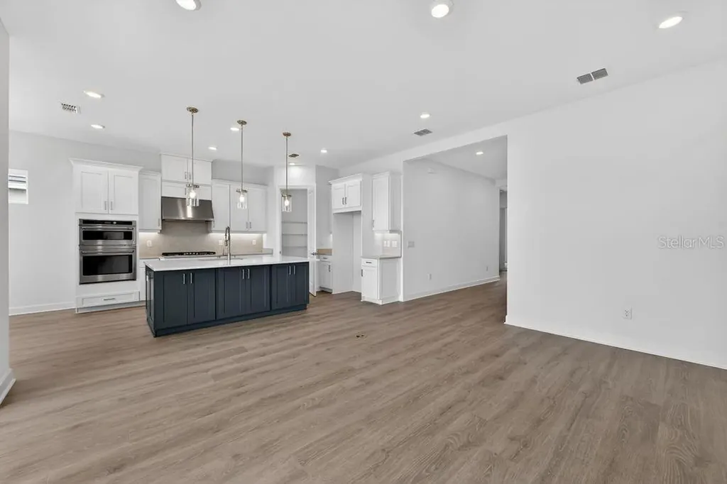 13709 Iona Avenue Palmetto FL 34221