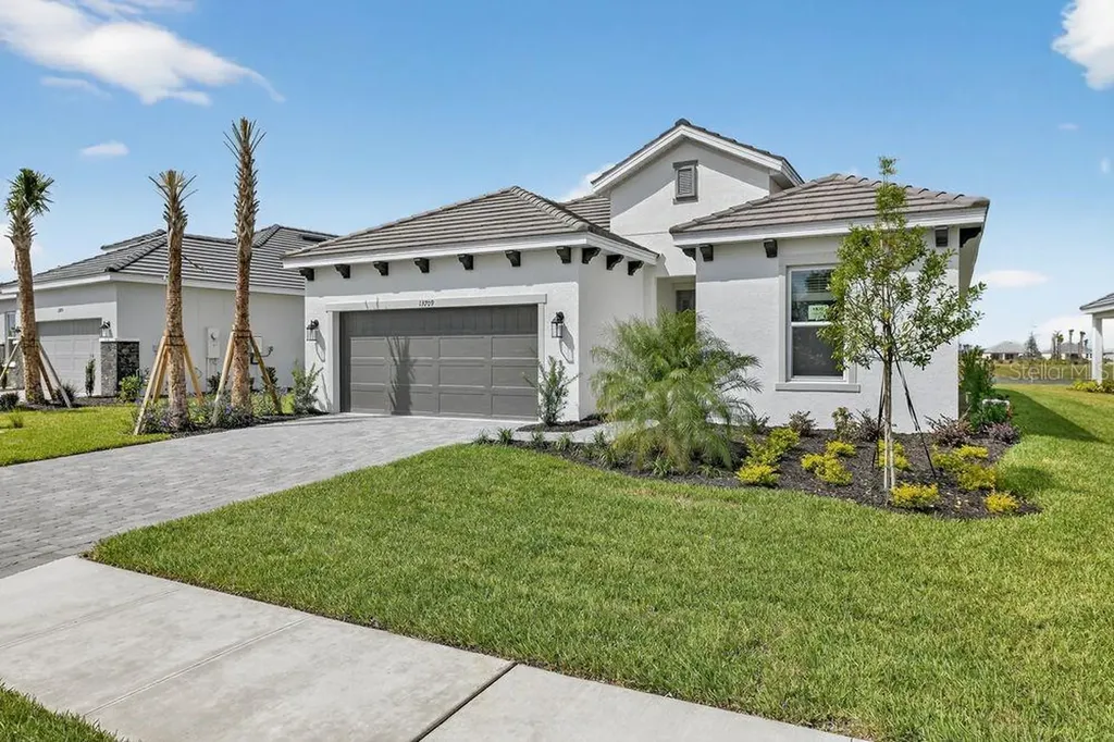 13709 Iona Avenue Palmetto FL 34221