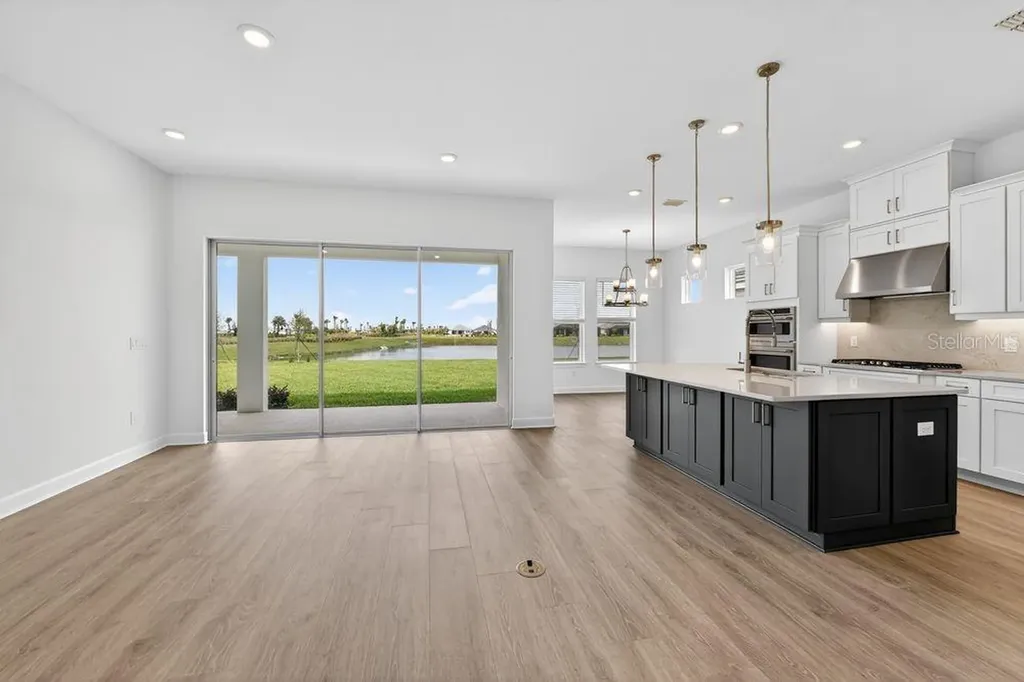 13709 Iona Avenue Palmetto FL 34221