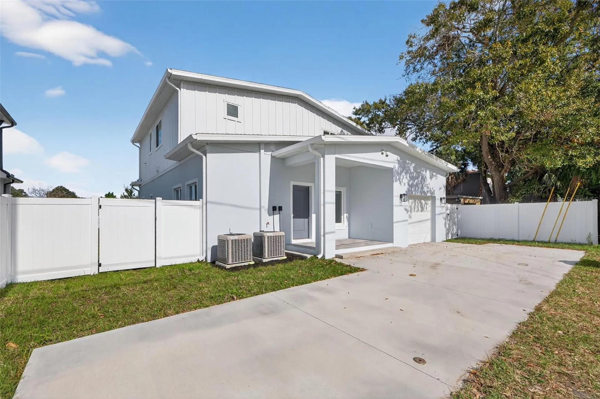 2530 34th Avenue N St Petersburg FL 33713