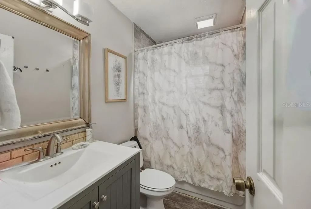 1376 Danbury Street SW Palm Bay FL 32908