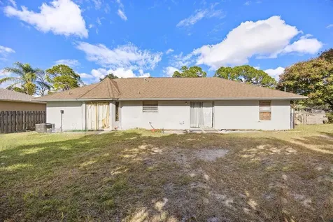1376 Danbury Street SW Palm Bay FL 32908