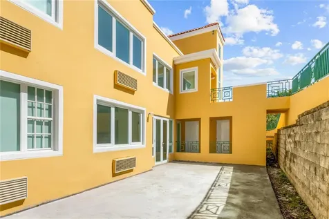 Calle 10 E Rio Grande PR 00745