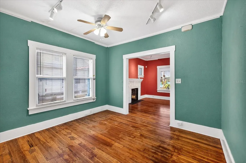 1019 10th Avenue W Bradenton FL 34205