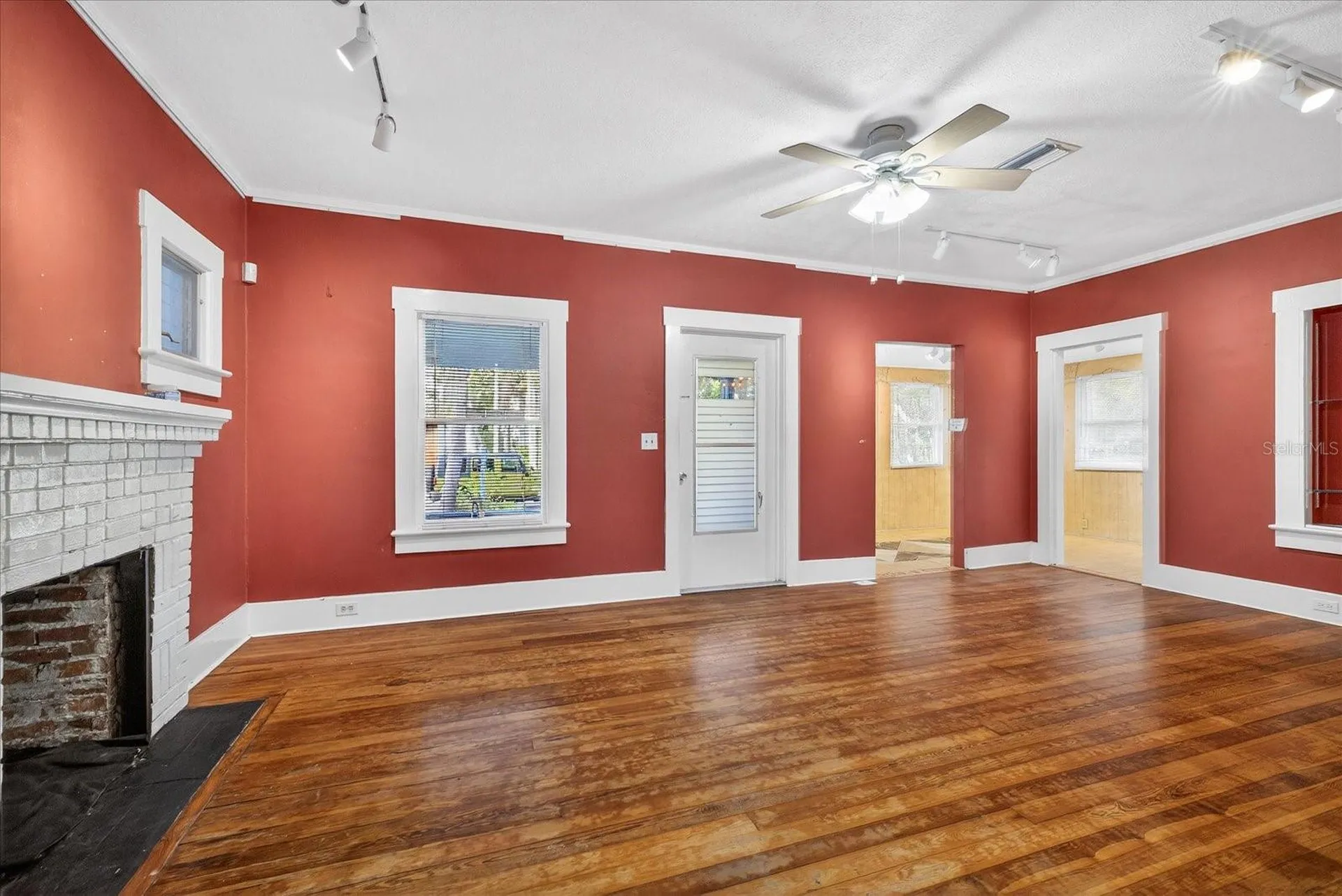 1019 10th Avenue W Bradenton FL 34205