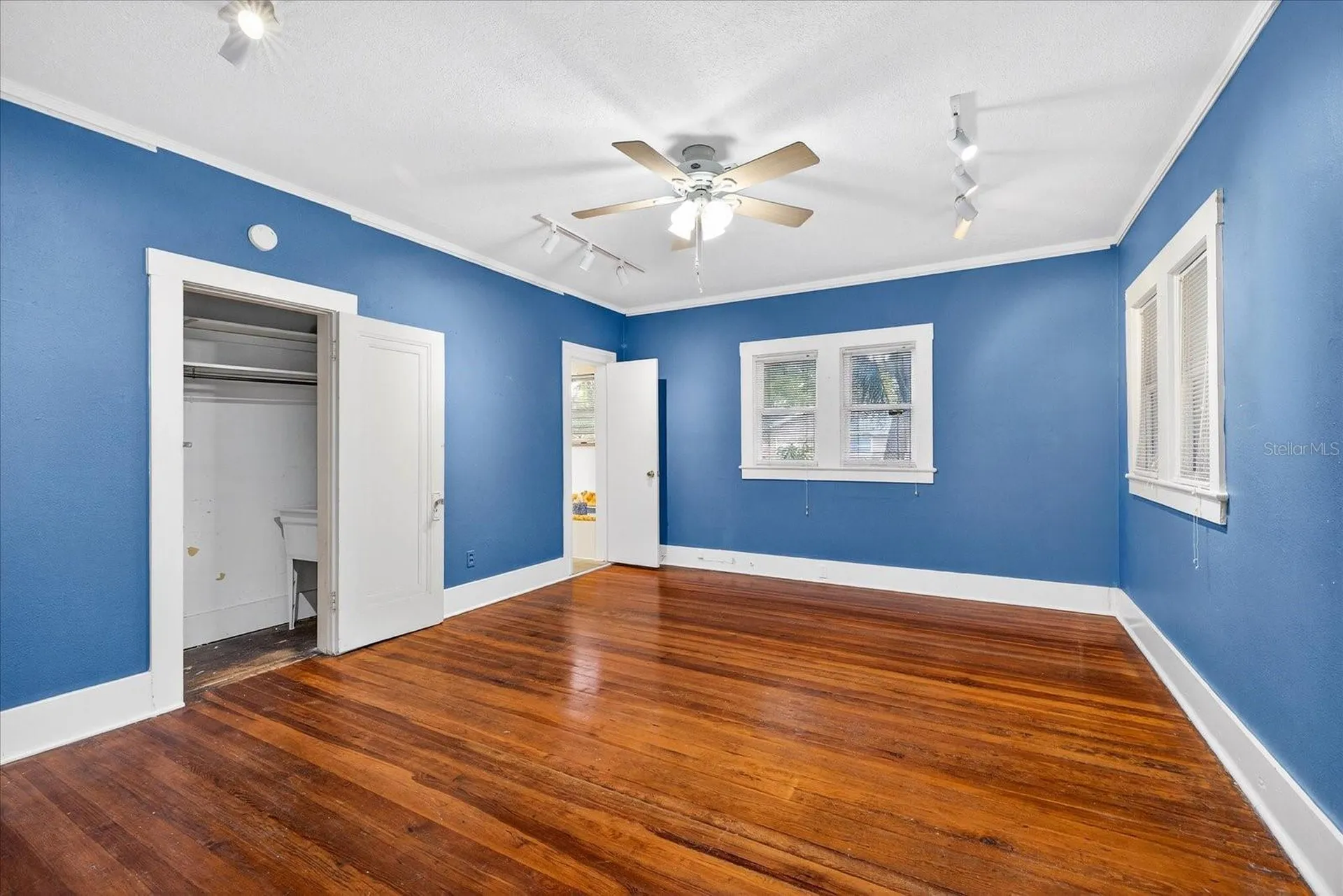 1019 10th Avenue W Bradenton FL 34205