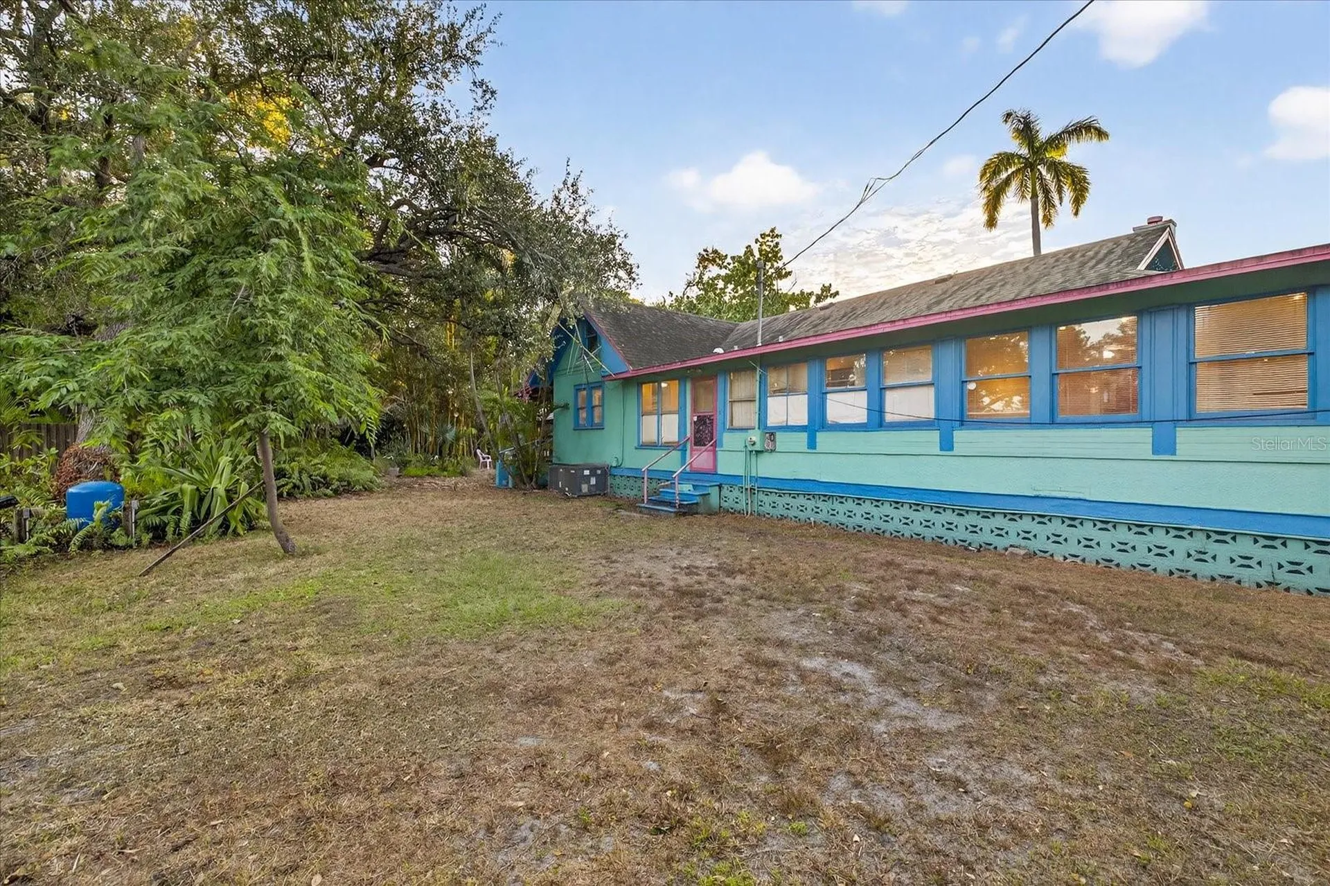 1019 10th Avenue W Bradenton FL 34205