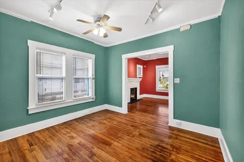 1019 10th Avenue W Bradenton FL 34205