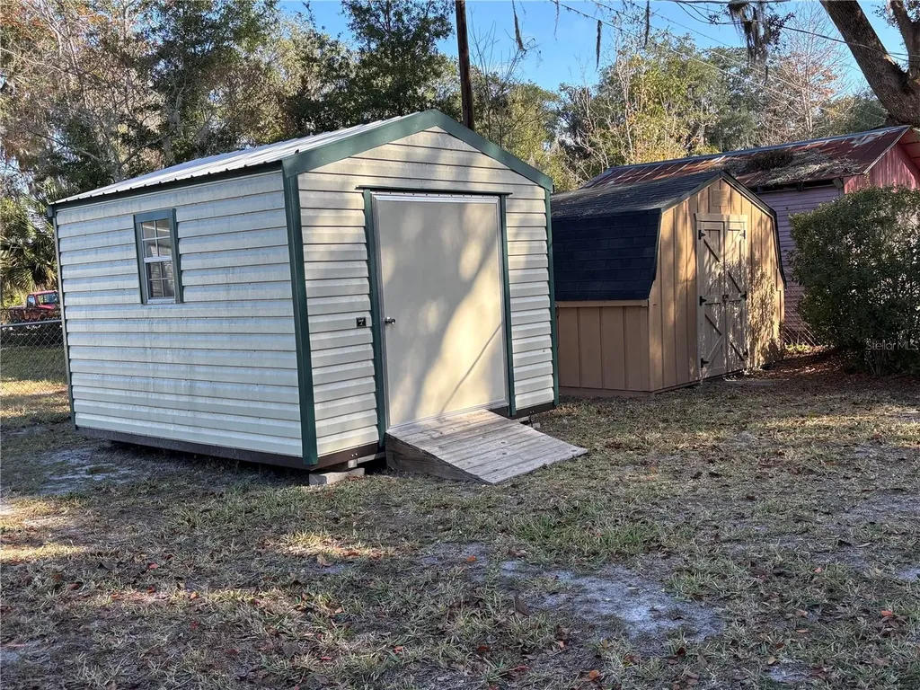 22604 SE 59th Place Hawthorne FL 32640