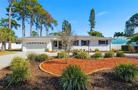 1302 Robin Road S St Petersburg FL 33707