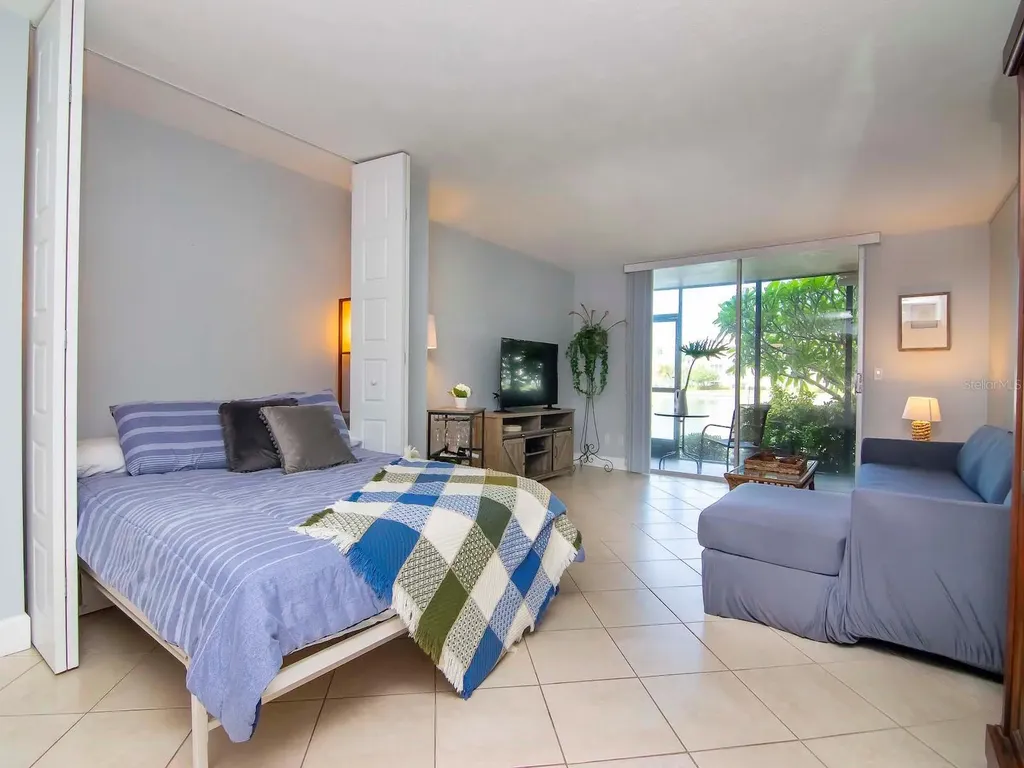 7540 Bay Island Drive S South Pasadena FL 33707