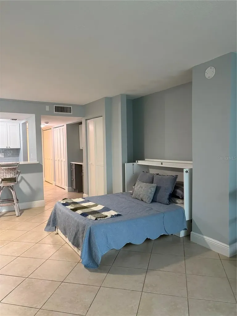 7540 Bay Island Drive S South Pasadena FL 33707
