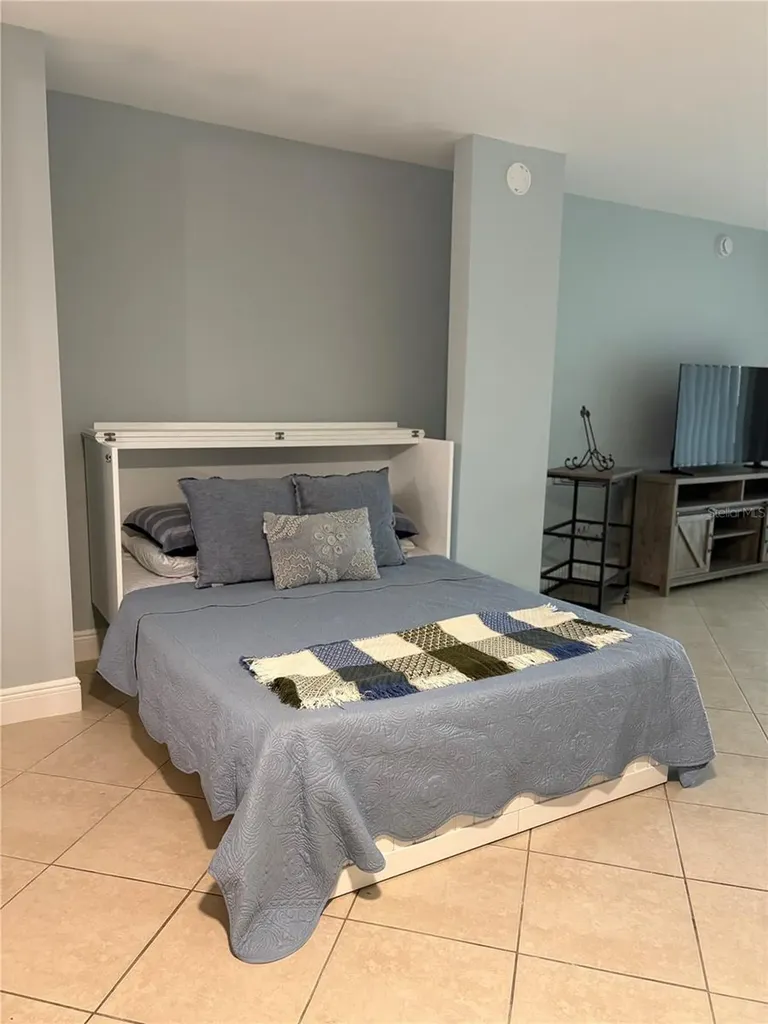 7540 Bay Island Drive S South Pasadena FL 33707