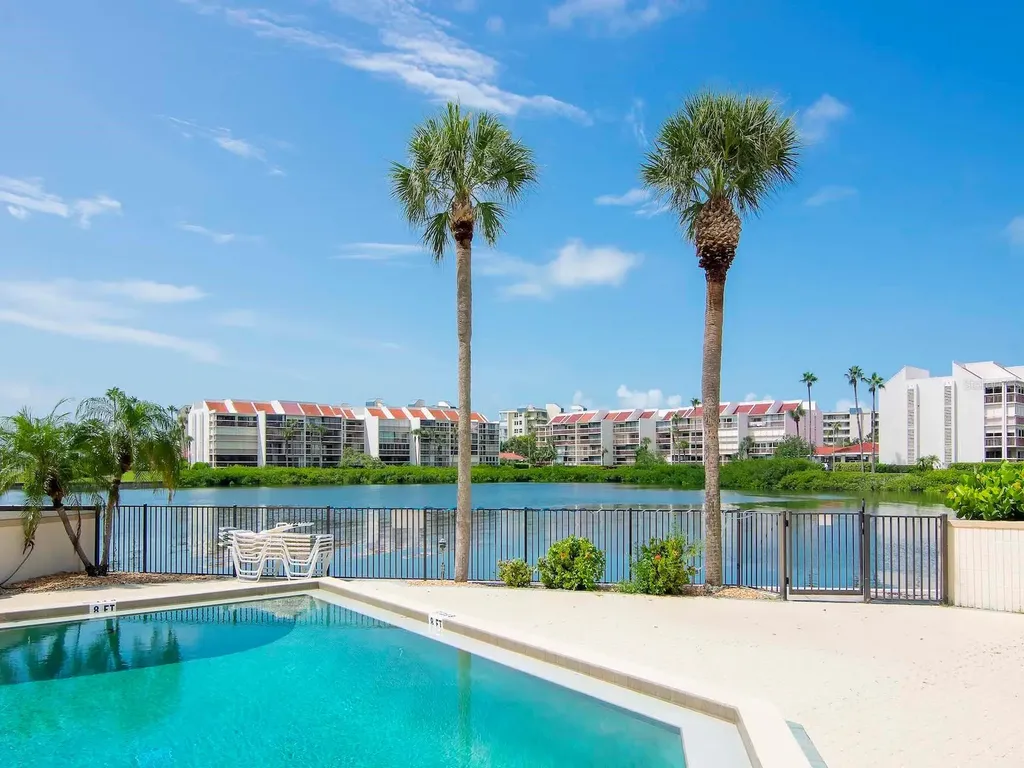 7540 Bay Island Drive S South Pasadena FL 33707