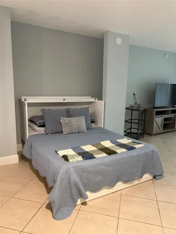7540 Bay Island Drive S South Pasadena FL 33707